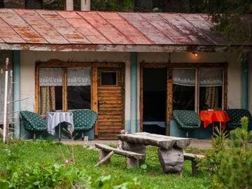 Фото номера Стандартное бунгало Лоджи Lovna Hut г. Паничиште 2
